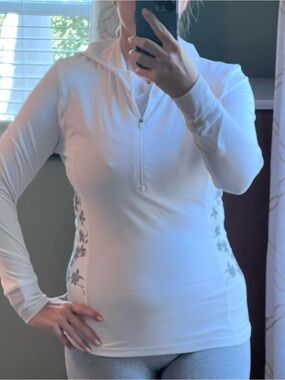 Fabletics White 1/4 zip Long Sleeve Cycling or running Active Top